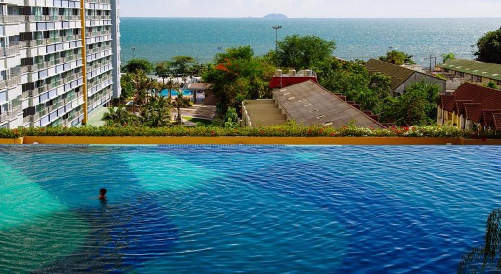 Lpn Park Beach Tour B Jomtien Beach Eksteriør billede